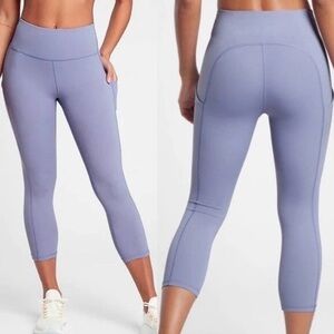 Athleta Ultimate Stash Pocket Capri Dusty Dusk Purple Leggings Small S